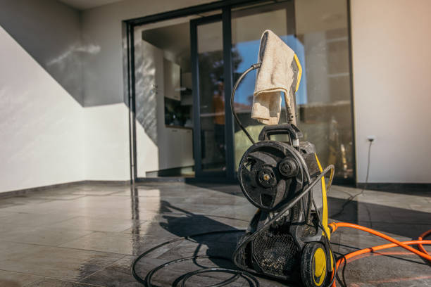 Best Pool Deck Cleaning  in Point, TX